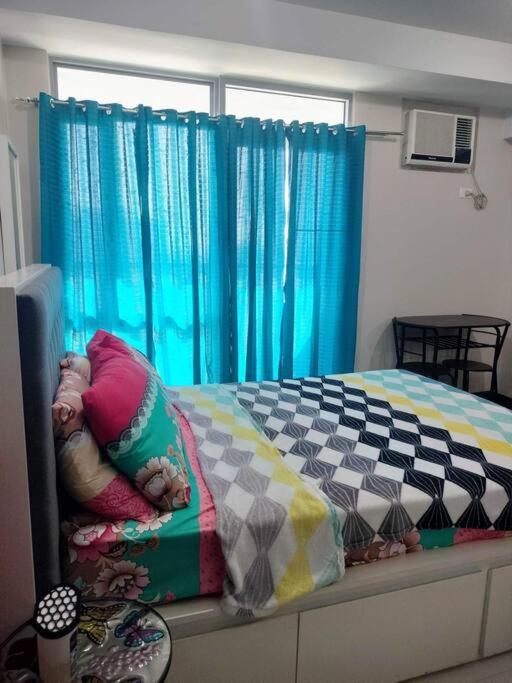 Cubao Manhattanheights U31N Tb, Studio Unit Manilla Buitenkant foto