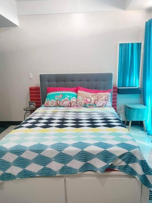 Cubao Manhattanheights U31N Tb, Studio Unit Manilla Buitenkant foto